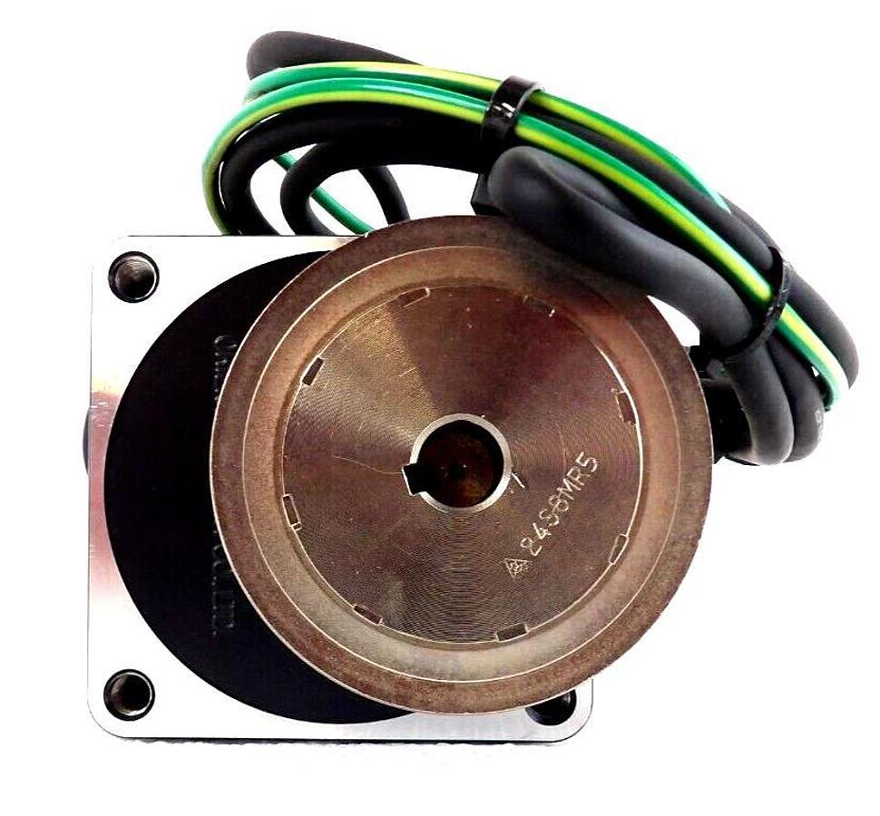 Used Oriental Motor Company PK596BW1-T30 5-Phase Stepping Motor VEXTA Surplus