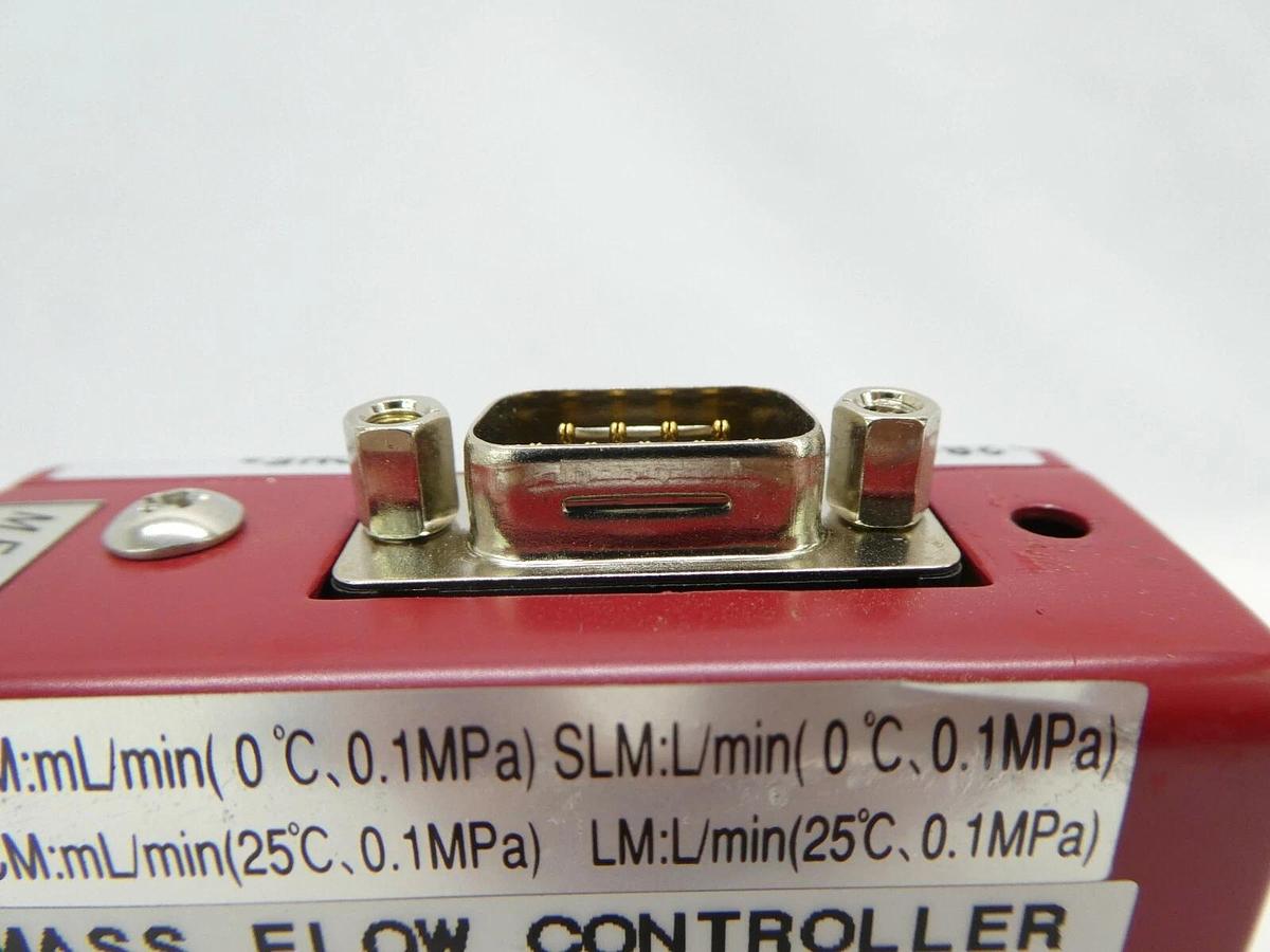 Used STEC SEC-7330M MFC Mass Flow Controller SEC-7330 200 CCM CHF3 Working Spare