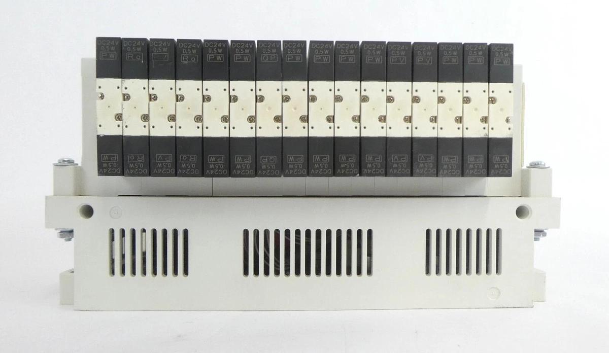 Used SMC VV5Q11 16-Port Pneumatic Manifold Reseller Lot of 4 Working Surplus