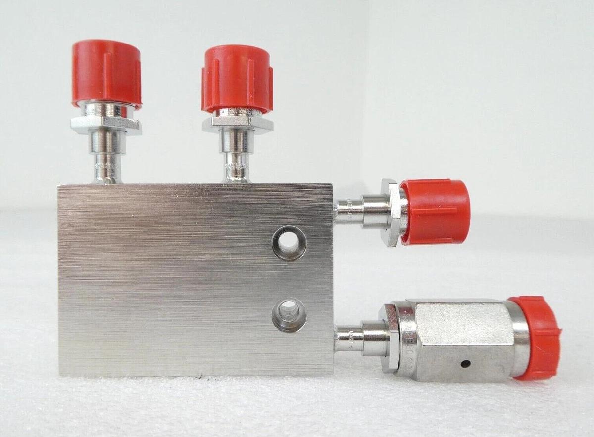 Mattson Technology 258-08904-00 High Purity Gas Manifold Reseller Lot of 3 New