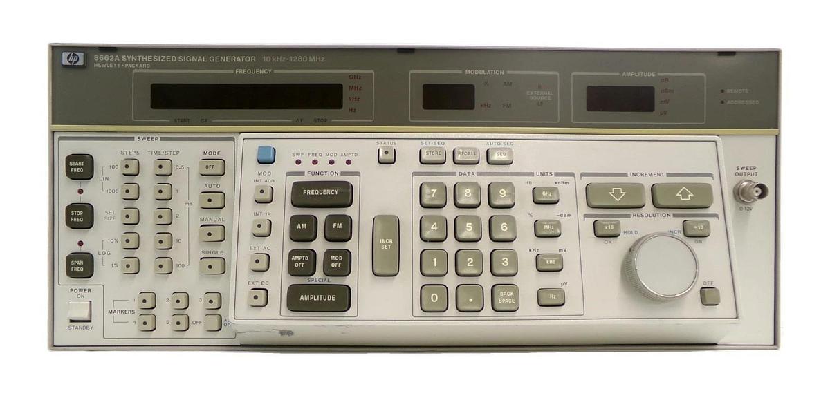 Used HP Hewlett-Packard 8662A Synthesized Signal Generator Option 001 Untested As-Is