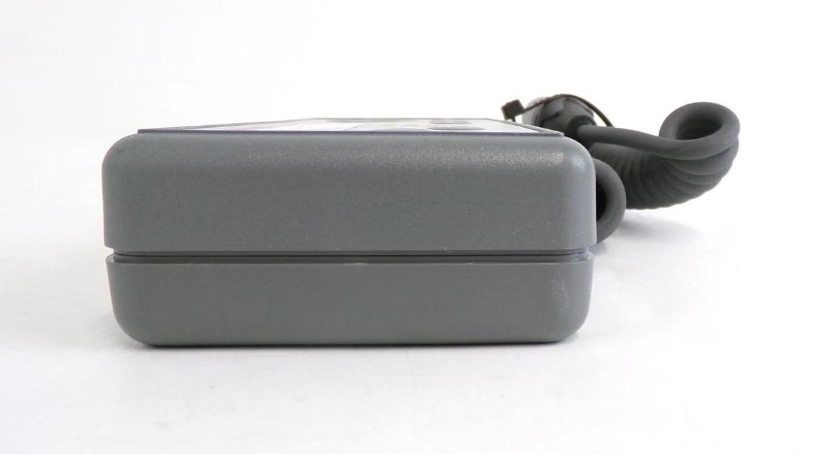 Used Edwards D37280700 Vacuum Pump Display Terminal Controller Gameboy Working