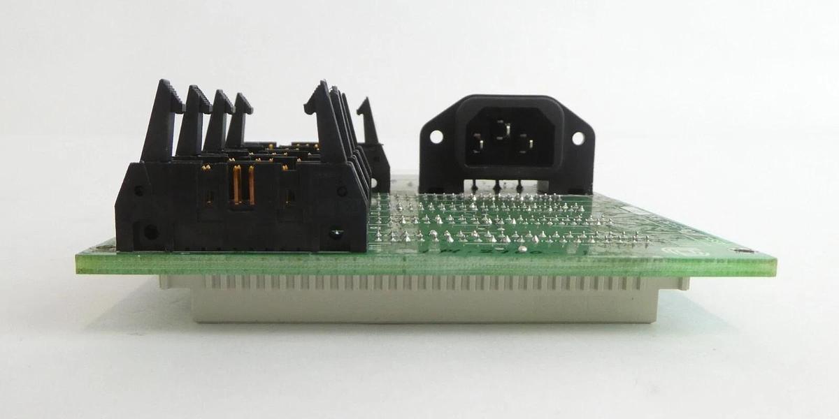 Used AMAT Applied Materials 0100-37293 ESC Controller Backplane PCB Working Surplus
