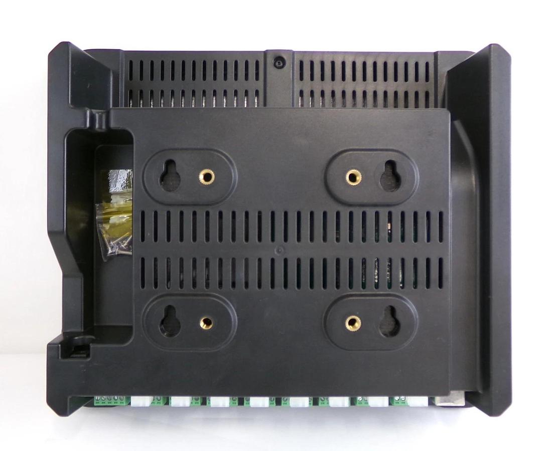 Used BriskHeat LYNX-OI-10 Digital Tempurature Controller Working