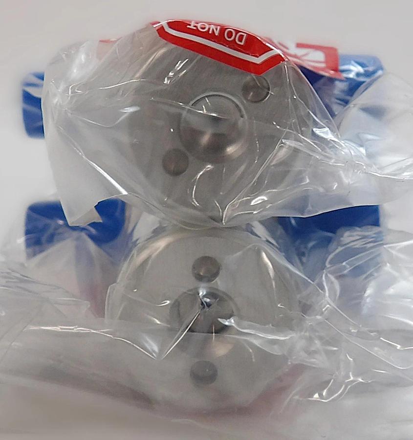 Parker Veriflo 45700041 Diaphragm Valve 930AOPLPNCSFSMF Lot of 2 New