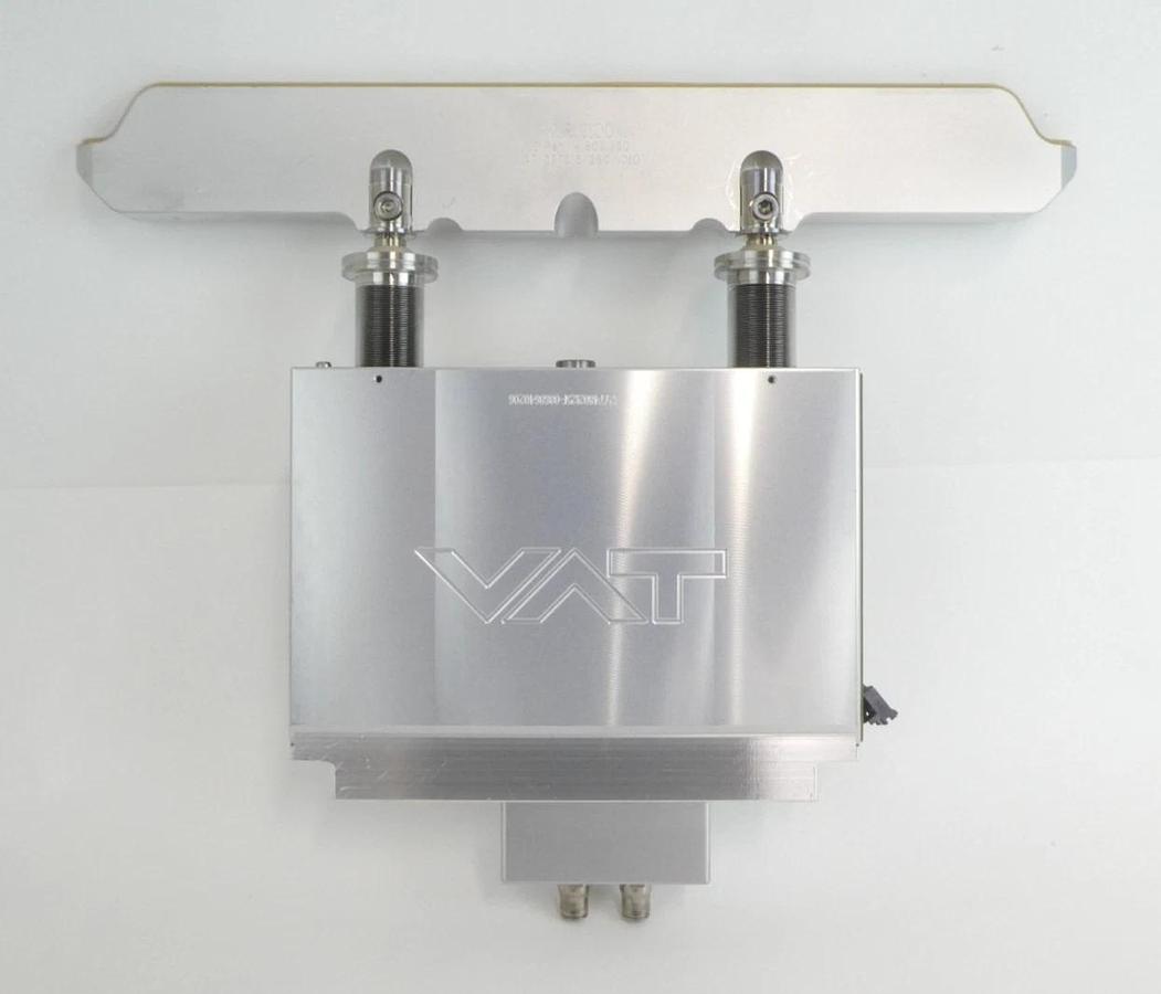 Used VAT 0340X-CA24-BMP2 300mm Pneumatic Vacuum Slit Valve Actuator and Gate Working