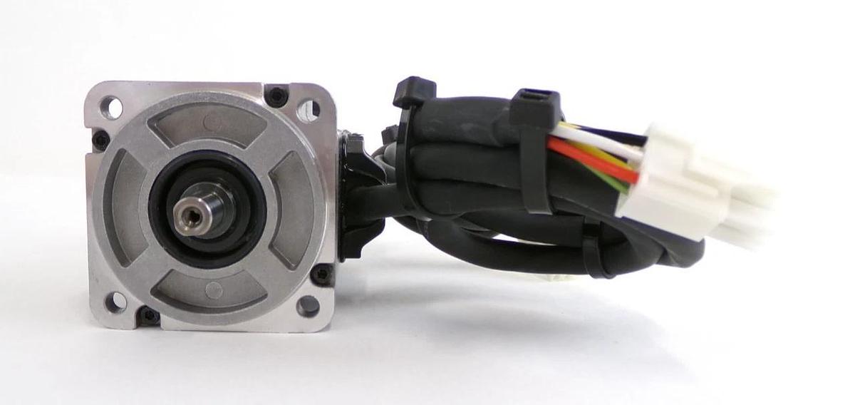 Used Sanyo Denki R2AA05010FCSSYM AC Servo Motor SANMOTION R Lot of 2 Working