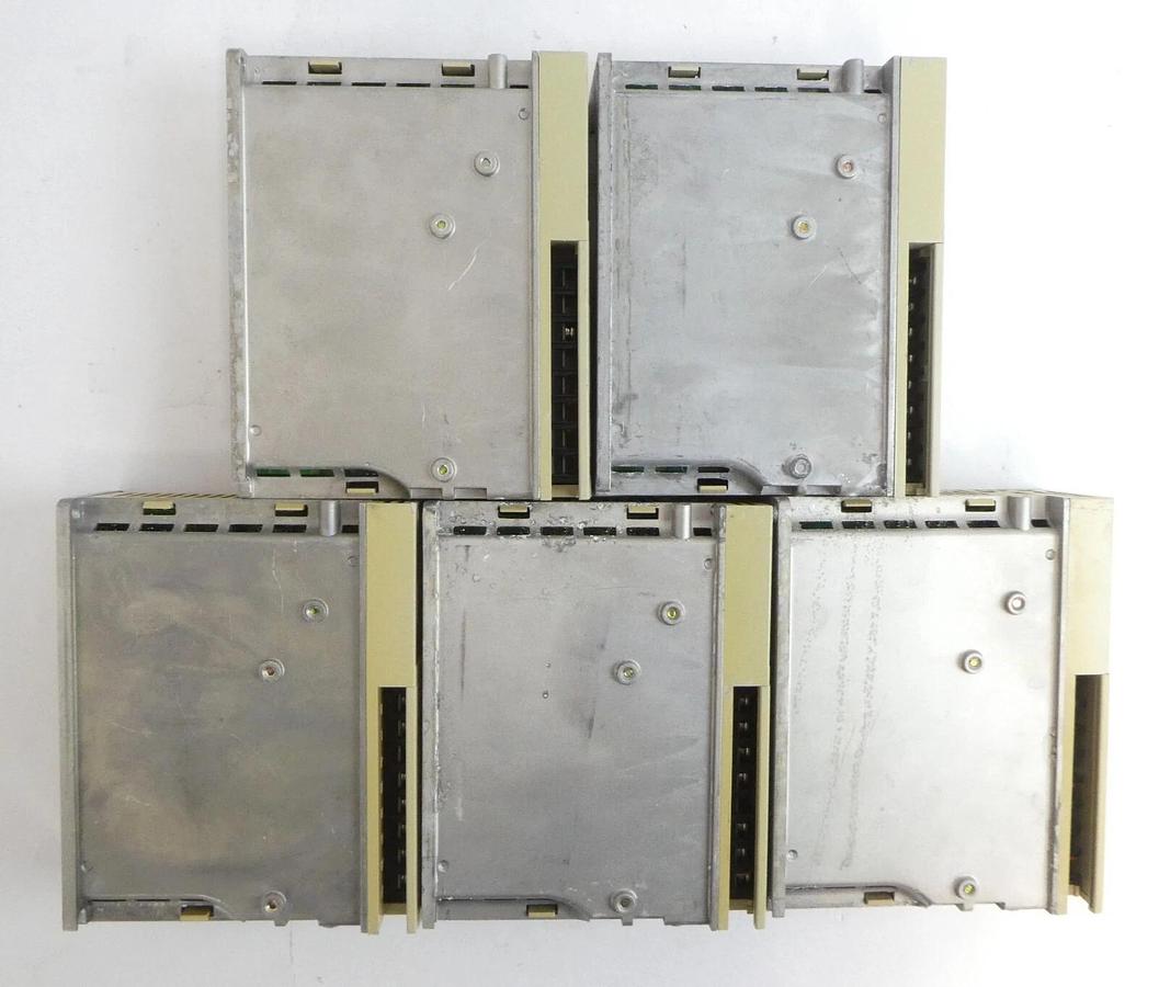 Used Yaskawa Electric SGDA-01AS SGDA-02AS Servo Driver Servopack Lot of 14 Working