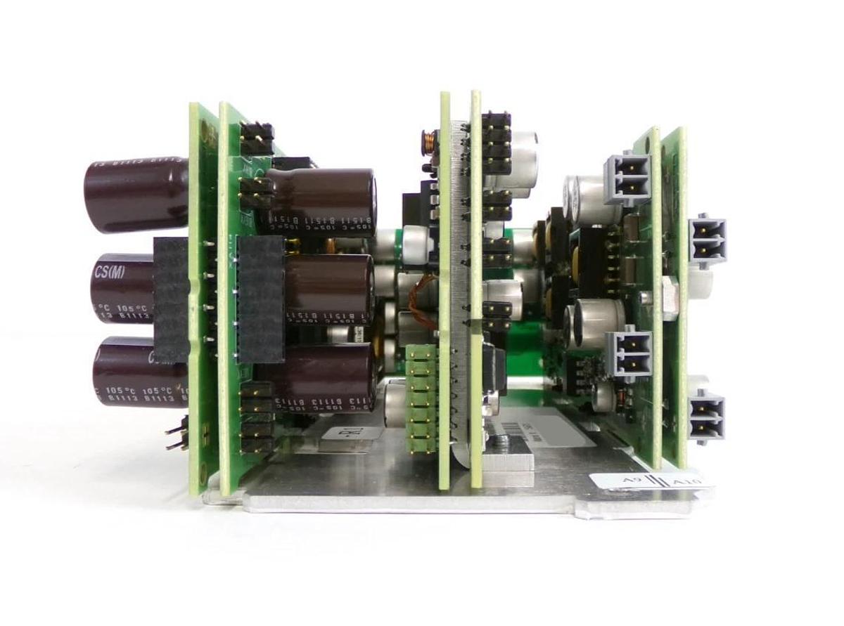 Used Trumpf Huttinger 1549781 Power Supply Module 13.56MHz SSM 3000 Working