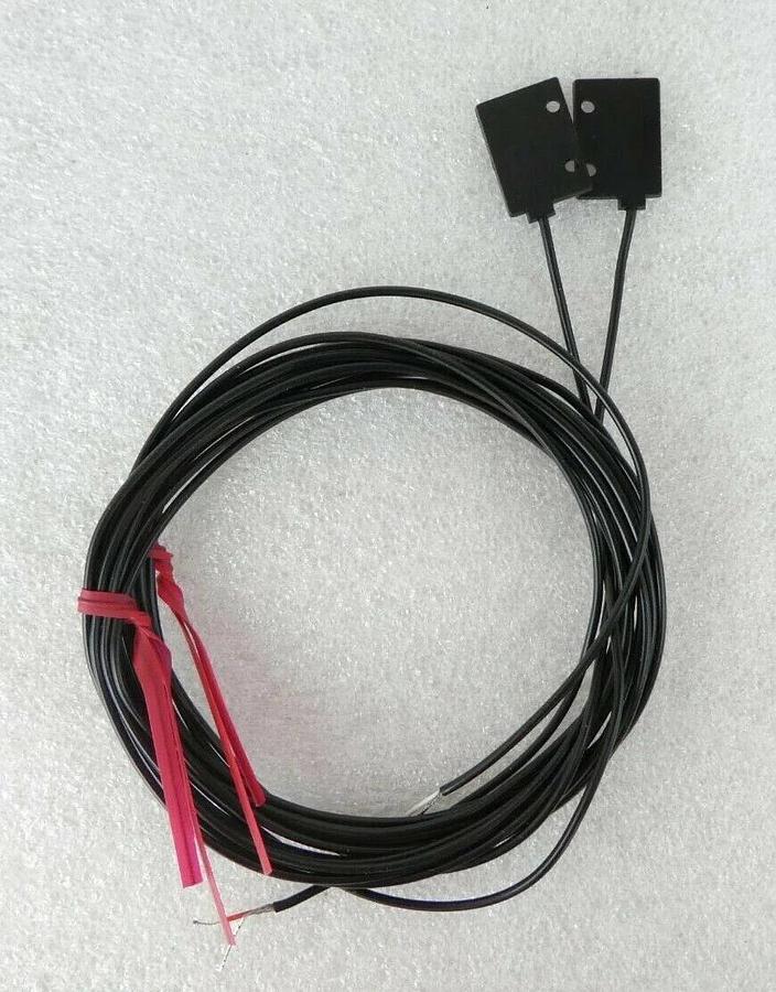Keyence PS-56 Transmissive Sensor Head Set Novellus 34-029304-00 Lot of 5 New