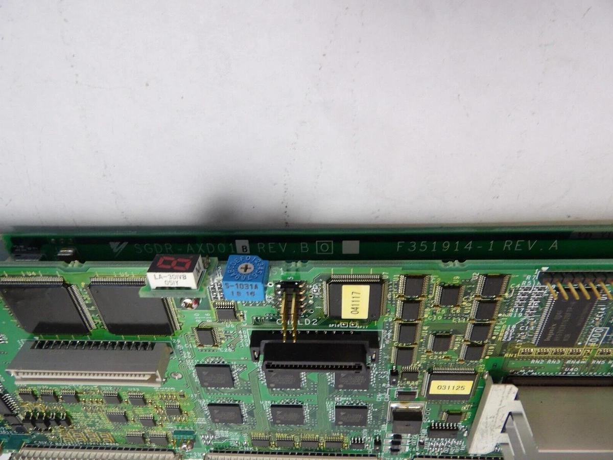 Used Yaskawa Electric SGDR-AXC01B Robot Controller PCB ERCR-NS01-A002 Working Surplus