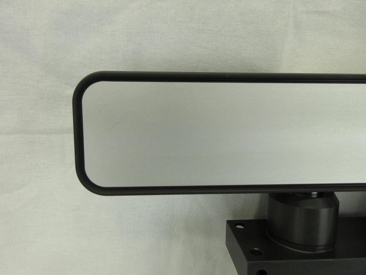 Used VAT 07512-UA24-0002 Rectangular Atmospheric Door L-VAT Series 075 Copper Working
