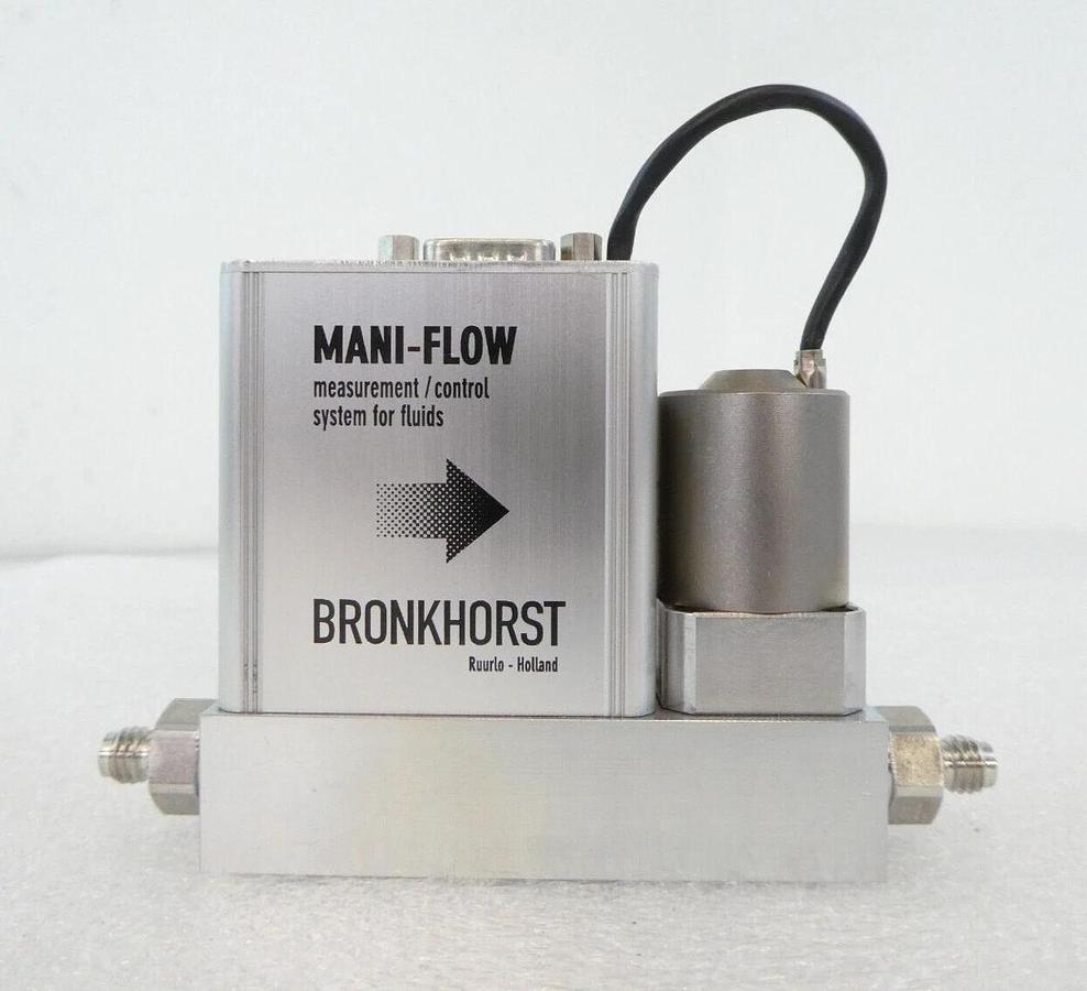 Used Bronkhorst Mani-Flow Mass Flow Meter Set of 2 MIC-104D MIC-202F Xevo Q2 Working