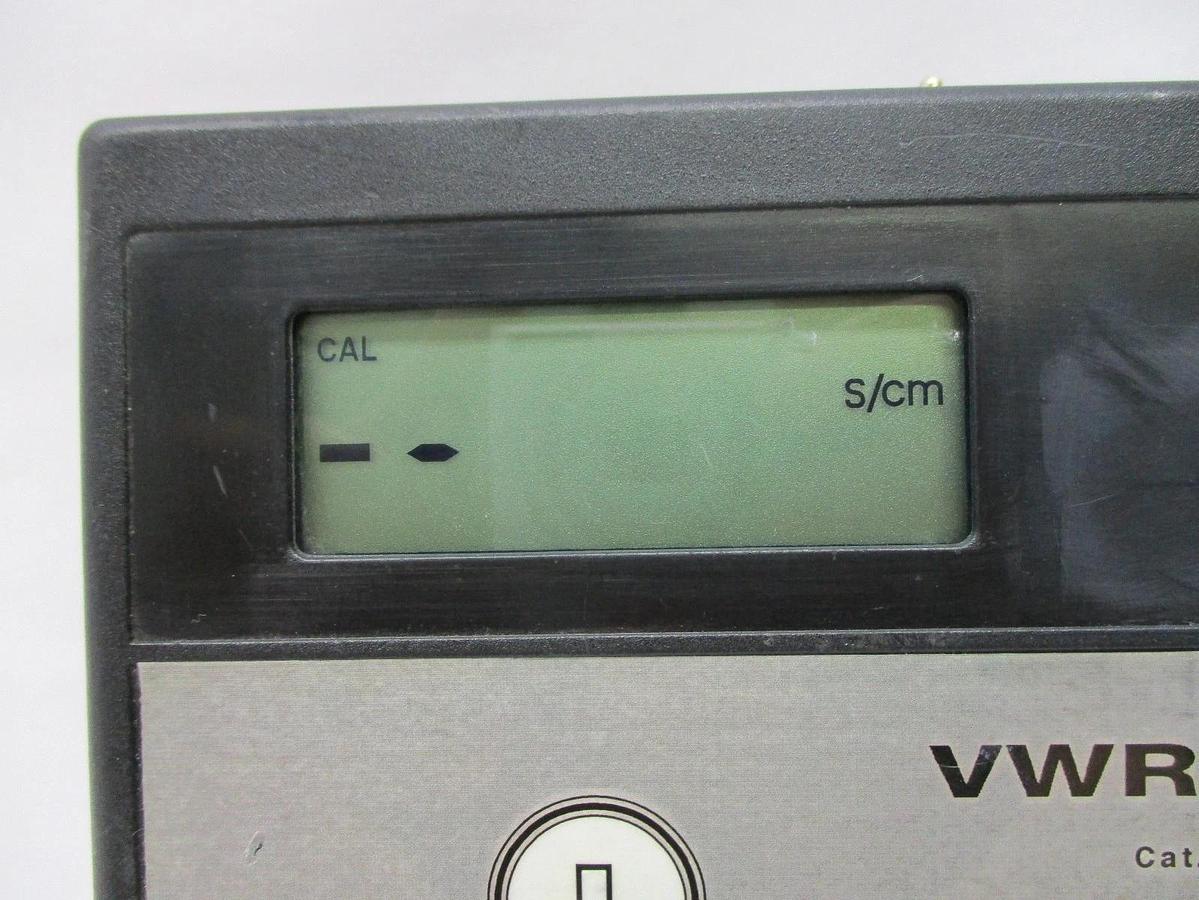 Used VWR 61161-362 Digital Conductivity Resistivity Salinity Bench Meter Used Working