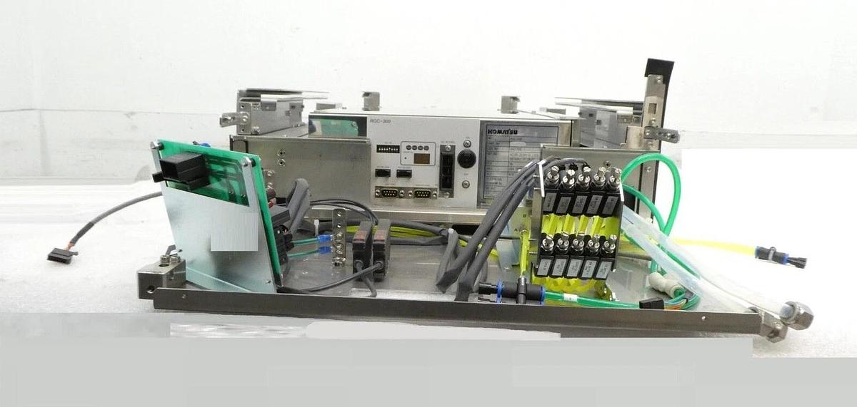 Used TEL Tokyo Electron 300mm CPL Chilling Hot Plate Lithius Scuffed Plate Untested