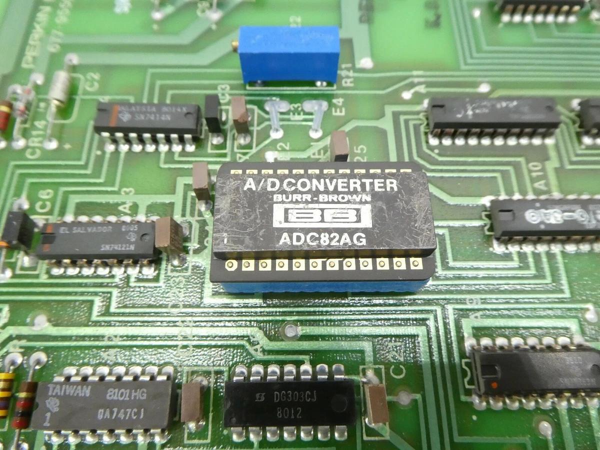 Used Perkin-Elmer 677-9559-003 A/D Converter PCB Card 677-5544-002 Untested As-Is