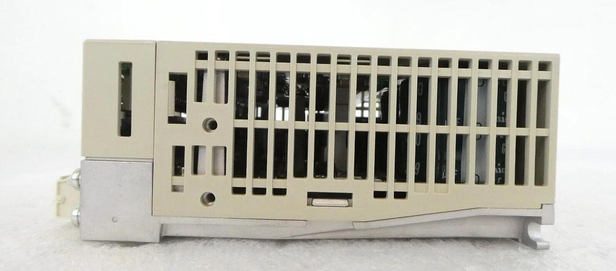 Refurbished Yaskawa Electric SGDH-02AE Servo Driver SERVOPACK OEM Refurbished
