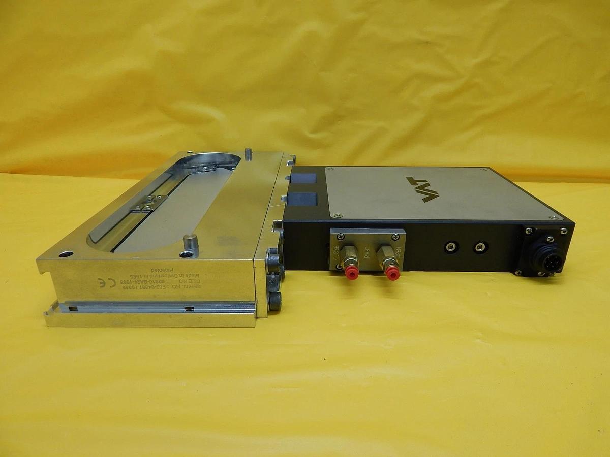 Used VAT 02010-BA24-0008 Pneumatic High Vacuum 12" Slit Valve Working