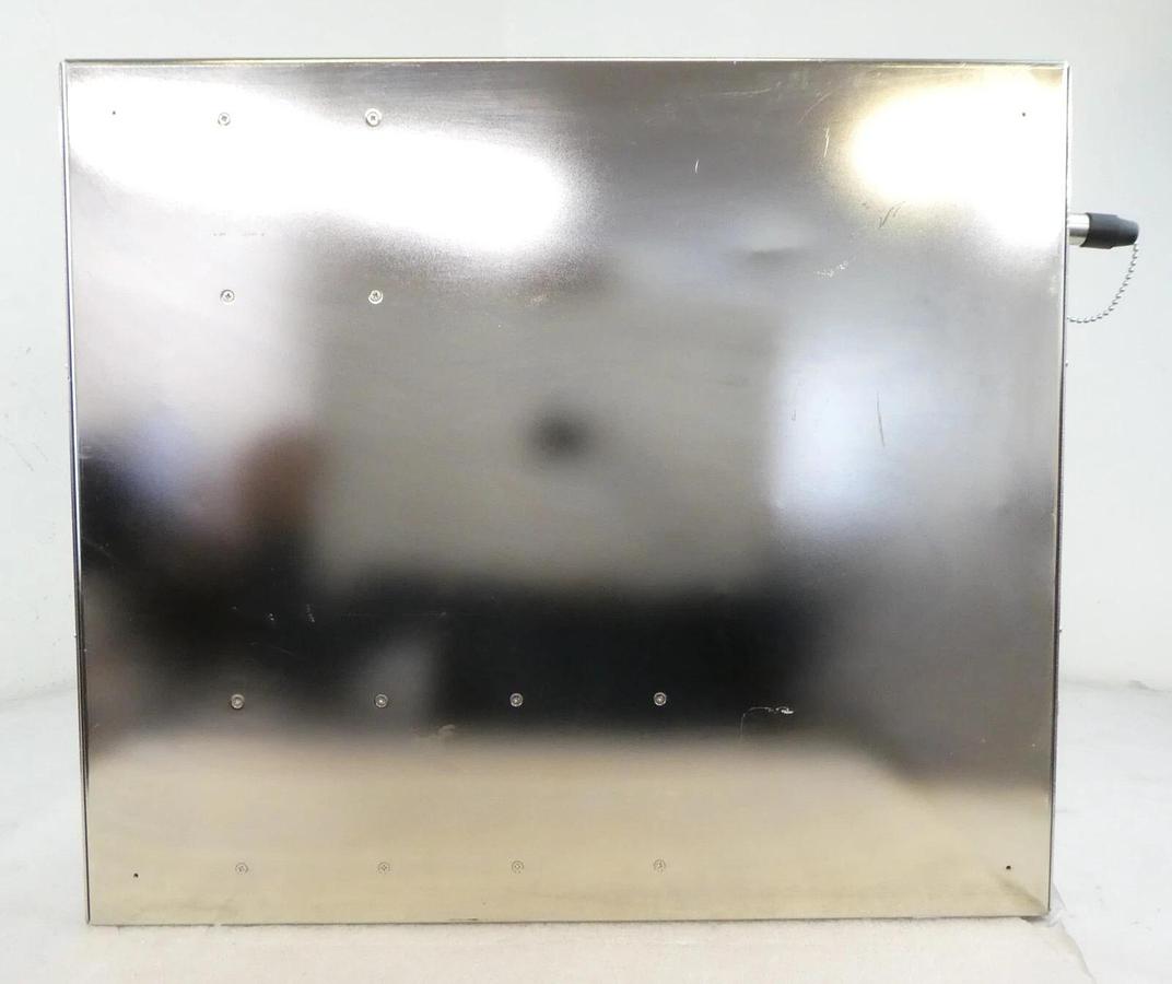 Used Yaskawa Electric ERCR-SS33-B000 Industrial Robot Controller Working Surplus