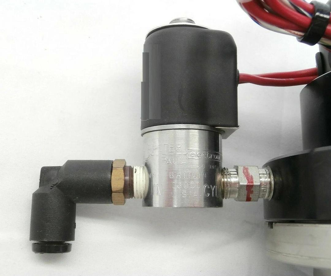 Used MKS DN40CF Pneumatic Angle Vacuum Valve Plasma-Therm SLR 770/770MF HPS Lot of 2