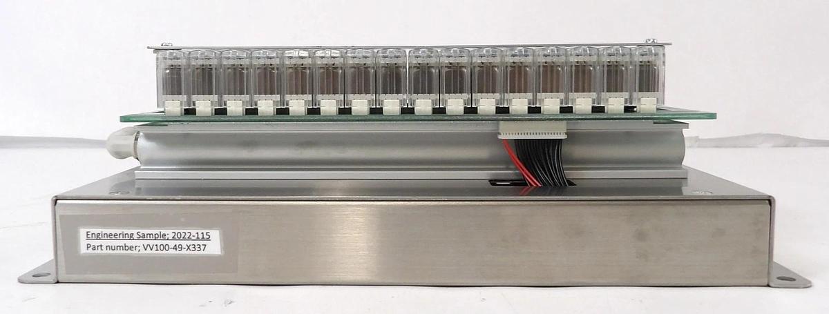 Used SMC VV100-49-X337 16-Port Pneumatic Manifold Working