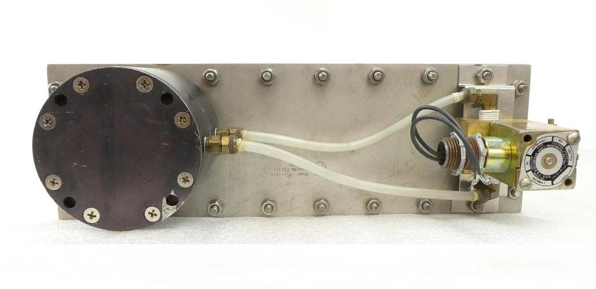 Used Varian 951-5210 Pneumatic Stainless Swing Gate Valve No Captive Flange Surplus