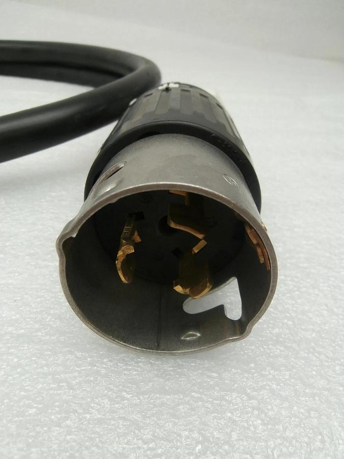 Used Edwards E21909516 Vacuum System Power Plug with 1.5M Cable Receptacle Plug Used