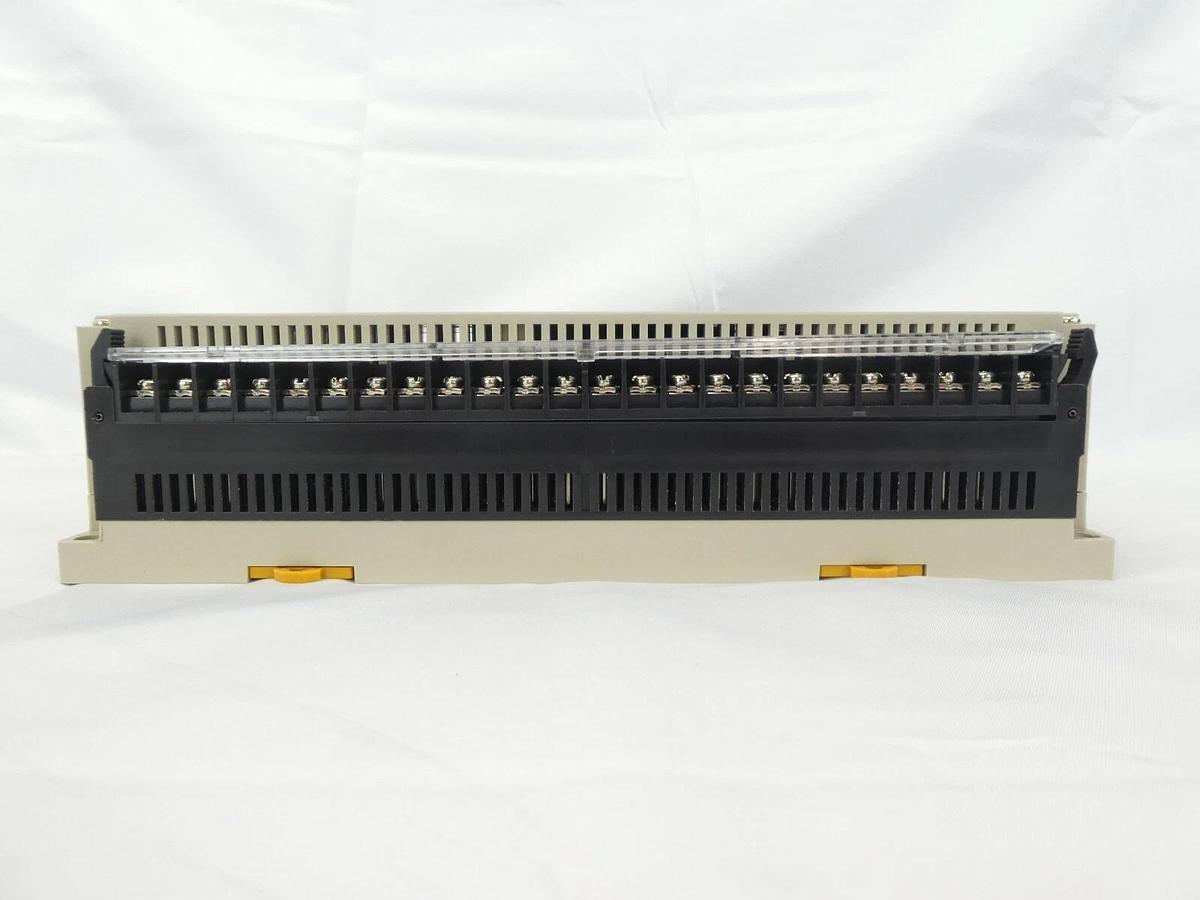 Used Omron C28H-C6DR-DE Programmable Logic Controller PLC SYSMAC C28H Working Spare