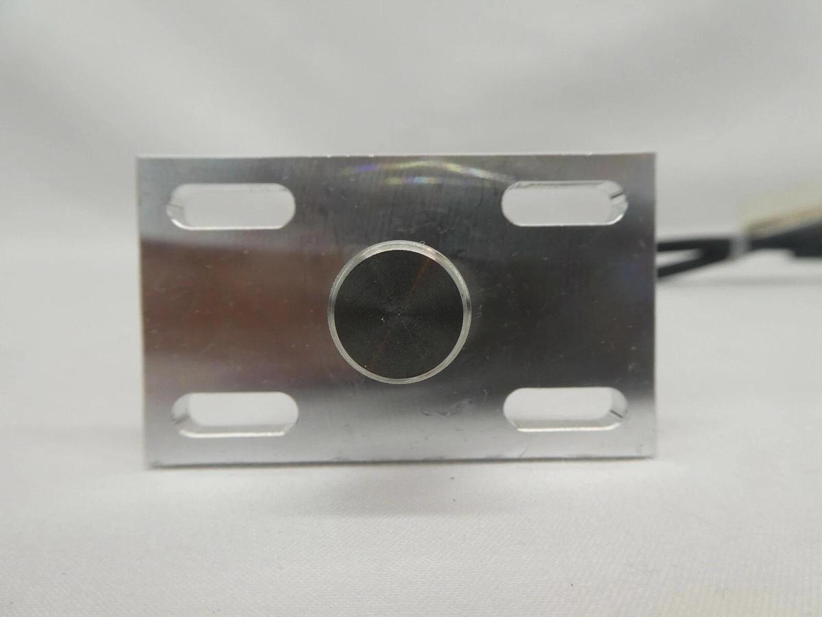 Used Yamatake 910024 Azbil Proximity Switch FL7S-2A6-901 Nikon NSR FX-601F Working