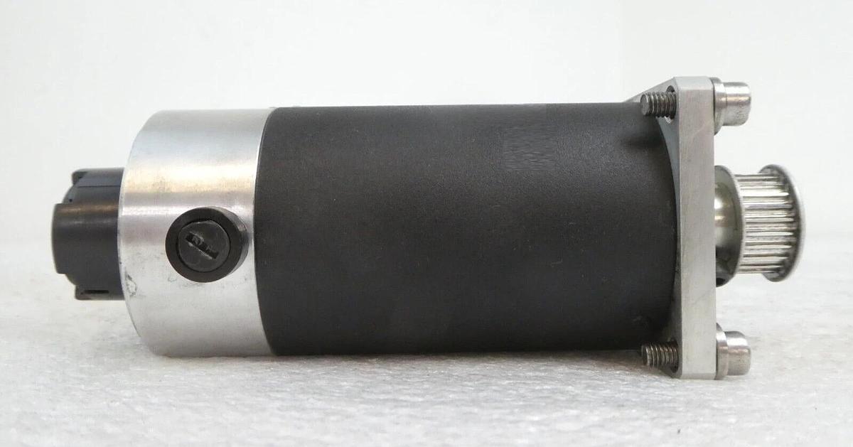 Used Magmotor Technologies 720102640 Automation Servo Motor 21630 HEDS-5500 Working