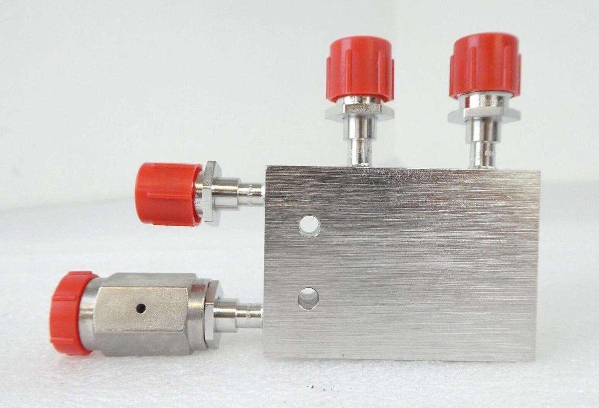 Mattson Technology 258-08904-00 High Purity Gas Manifold Reseller Lot of 3 New