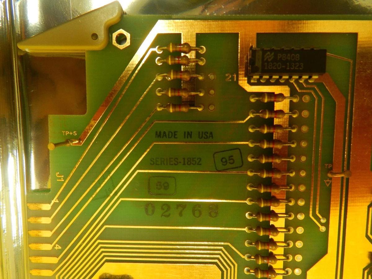 Used HP Hewlett-Packard 10762-60001 Comparator PCB Card Ultratech 0503-300700 Used