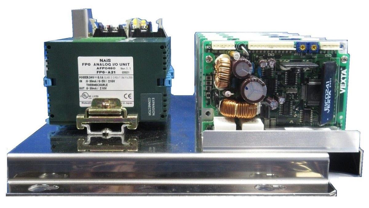 Used Kokusai Electric 300mm Wafer Notch Aligner PLC Controller Zestone DD-1203V Spare