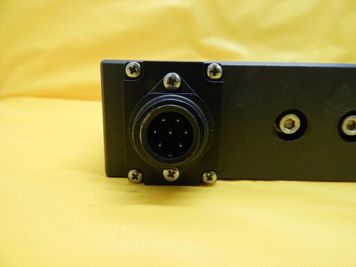 Used VAT 02010-BA24-0008 Pneumatic High Vacuum 12" Slit Valve Working