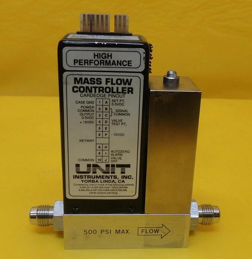Used Unit Instruments UFC-1200A Mass Flow Controller MFC 100 SCCM O2 Used Working