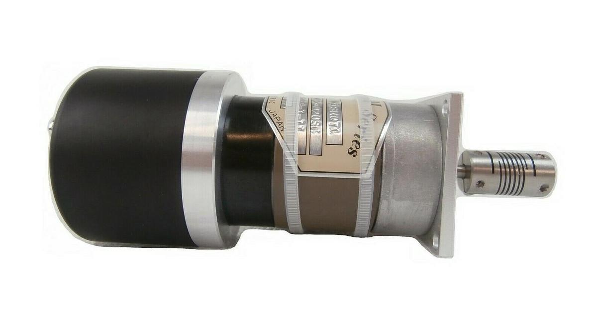 Used Yaskawa UTOPI-020SC Minertia Motor Theta-Axis UGQMEM-01SNQ71 NSR-S204B Working