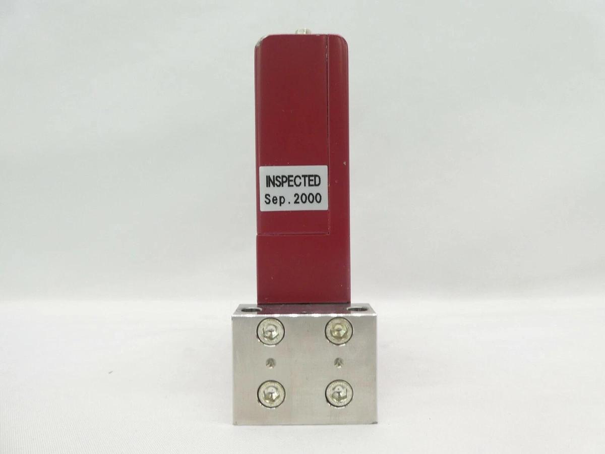 Used STEC SEC-7330M Mass Flow Controller MFC SEC-7330 100 SCCM CHF3 Working Surplus