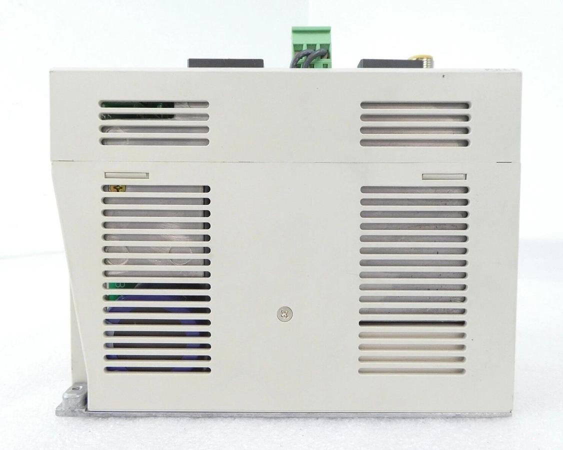 Used Sayno Denki PV2A015SMT1P30-01 Pedestal Lift Servo Driver AMAT 0190-12138 Working