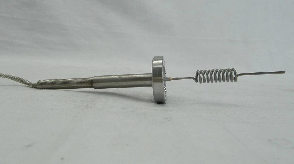 Ulvac Technologies EM0867-131-25A Thermocouple Set of 2 Ceraus ZX-1000 New