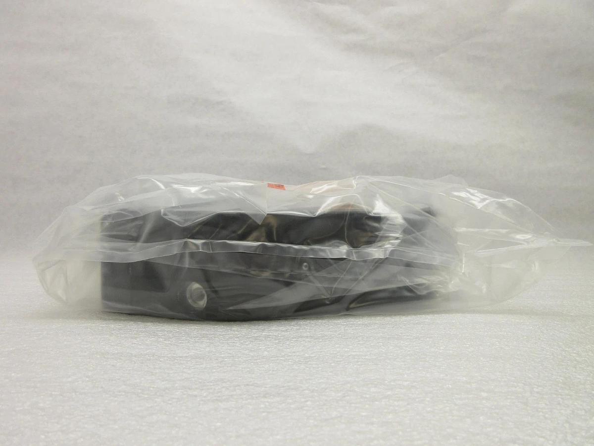 Used VAT 65040-PA52-ACB2 Pendulum Control and Isolation Valve Copper Unassembled Used