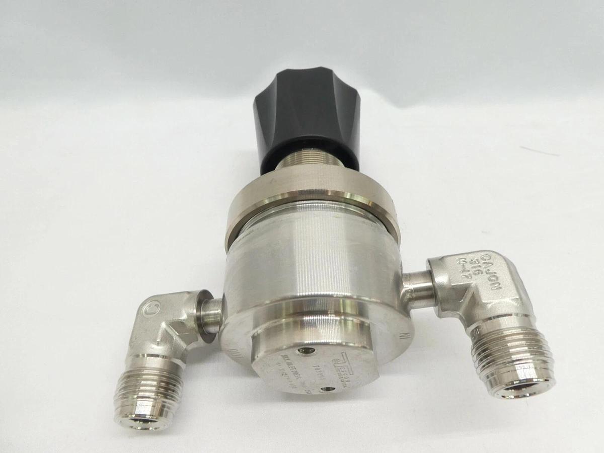 Used Tescom 44-3262J961-050 Manual Regulator Valve 44-3200 Working Surplus
