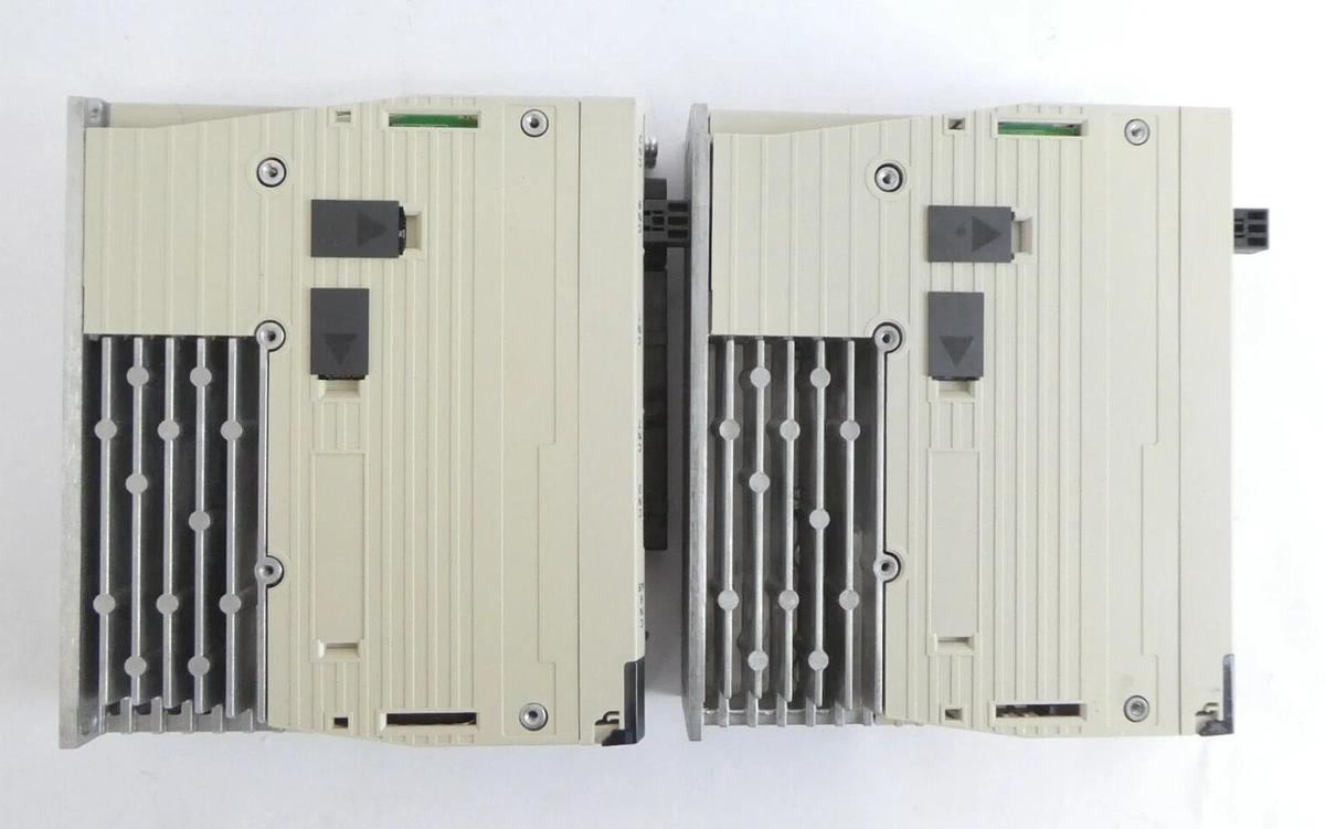 Used Yaskawa Electric SGDV-1R6A11 Servo Drive SERVOPACK Lot of 7 Working Surplus