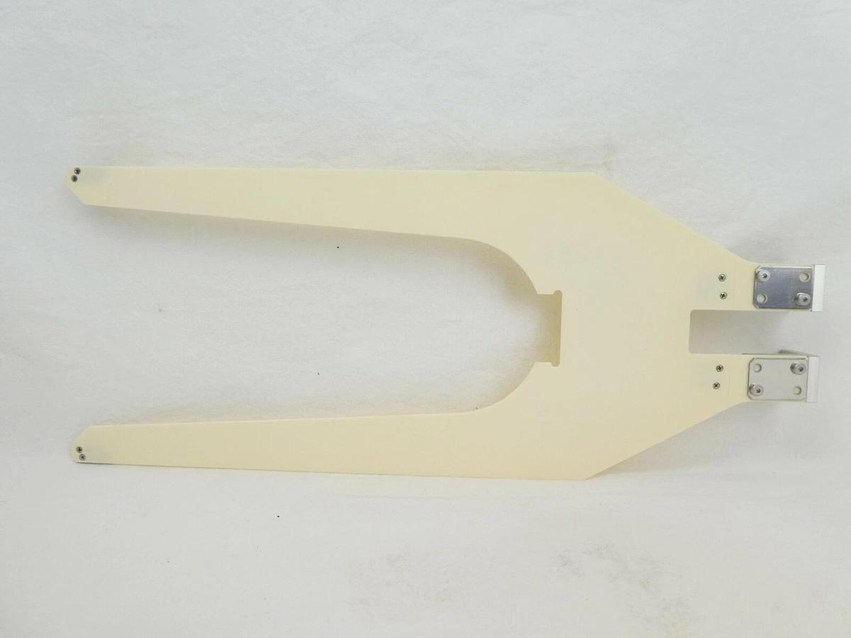 Asuzac 60339-1937D Ceramic Arm End Effector New Surplus