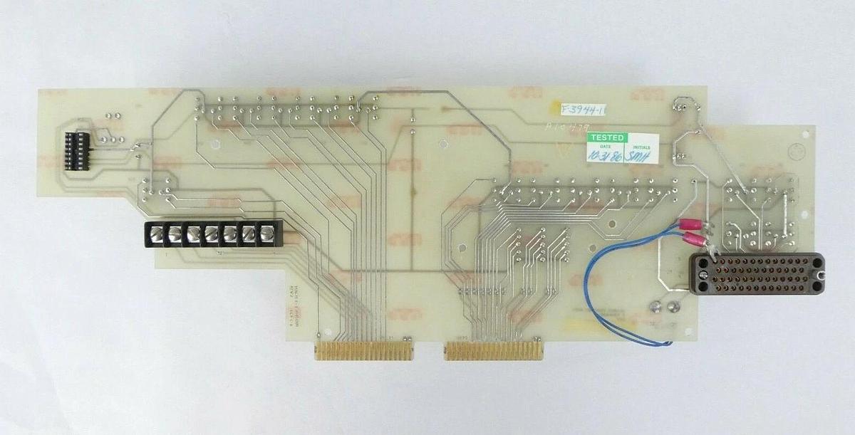 Used Varian Semiconductor VSEA F3944001 Source Controller Keypad PCB F-3944-11 Spare