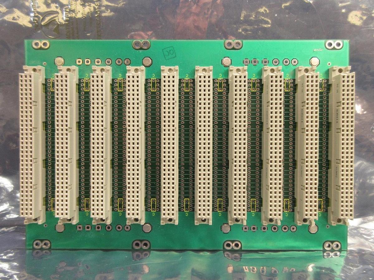 Used BICC VERO 415-55725 VME Bus J2 Backplane Board PCB Ultratech Stepper Used