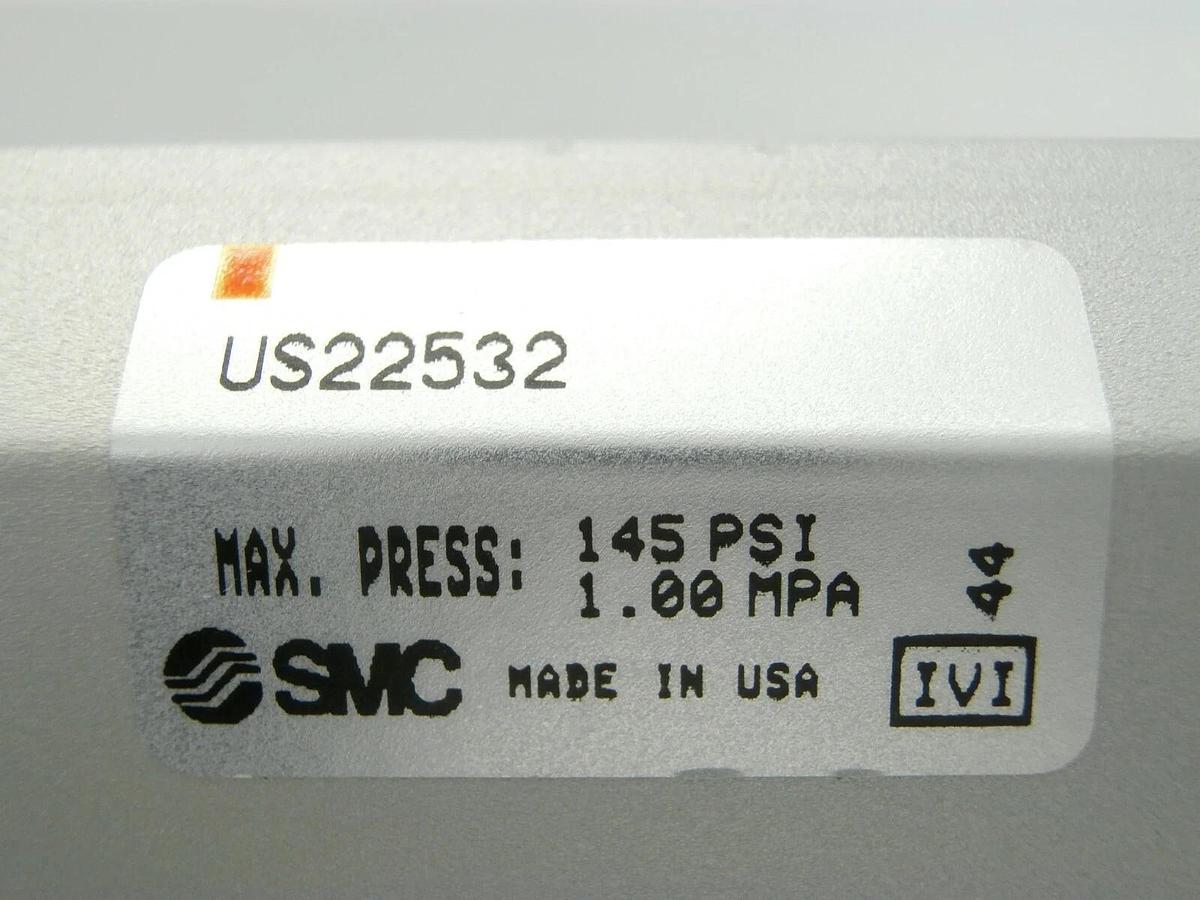 Used SMC US22532 Slit Valve Pneumatic Cylinder with Gate AMAT 0040-41892 Working