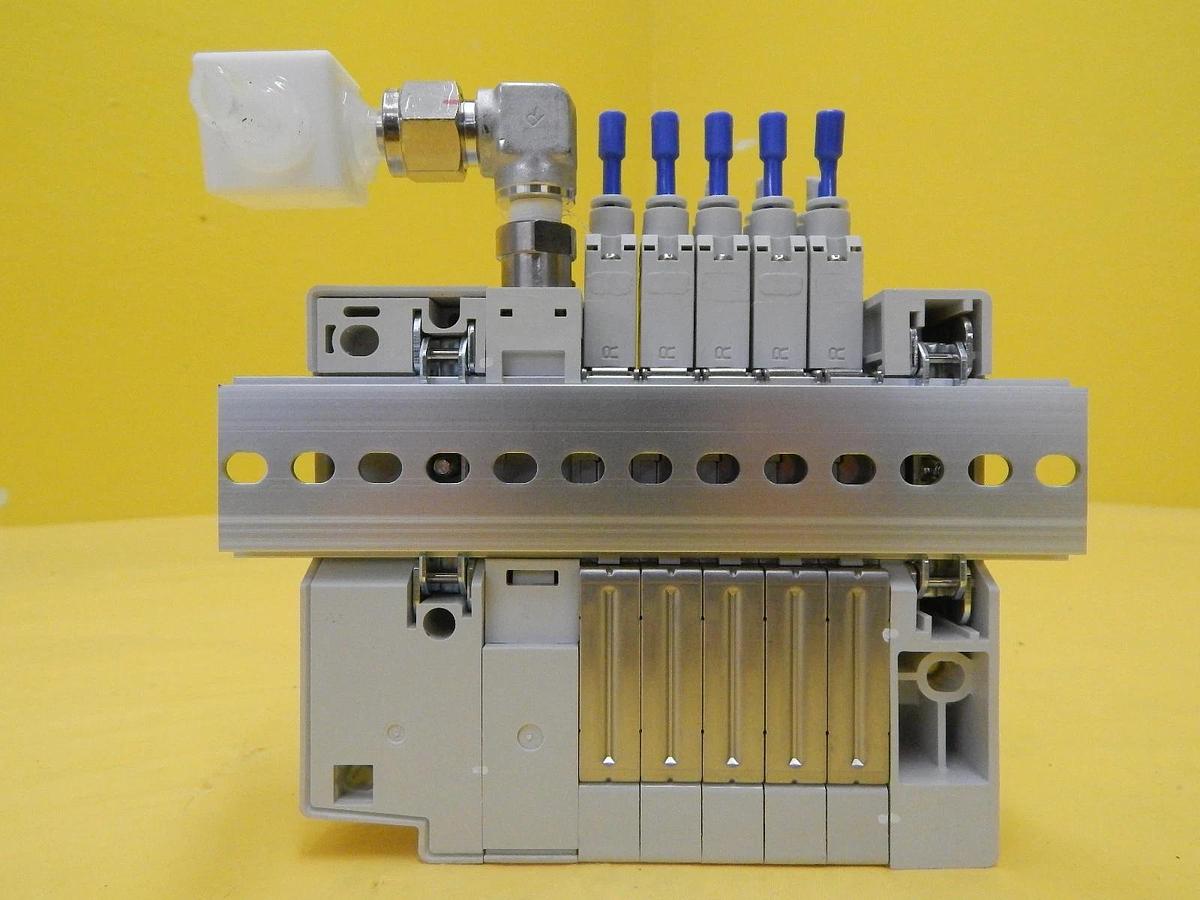 Used TEL Tokyo Electron I/O Chamber 5-Port Manifold SMC SQ1331RY-5-C4-Q PR300Z Used
