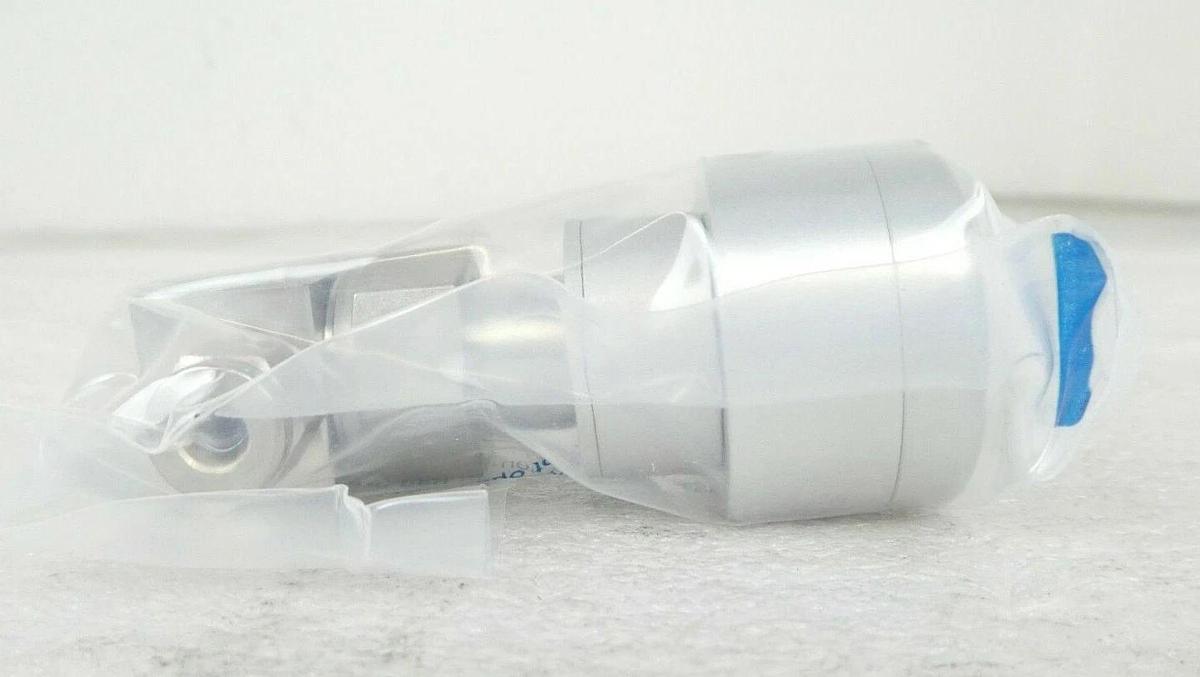 Used Swagelok SS-4BK-1C Bellows Valve AMAT Applied Materials 3870-01214 New Surplus