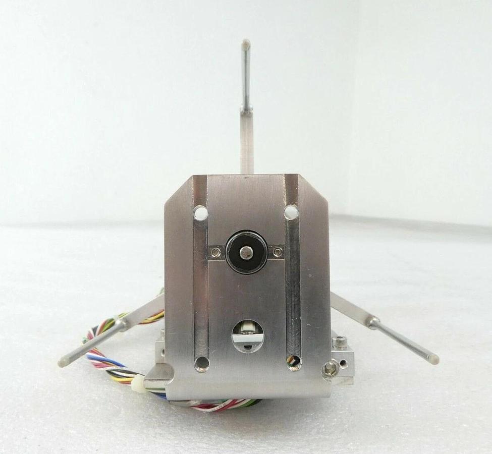 Used KLA-Tencor Wafer Lift Pin Assembly 250-100-C RBEHE-00510-012 eS31 E-Beam Working