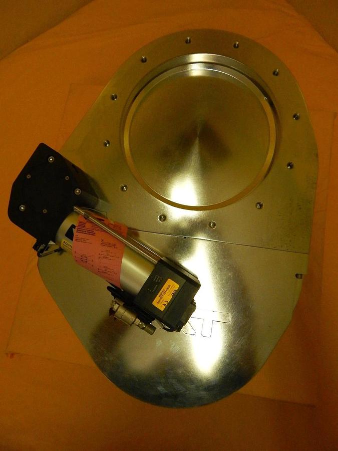 VAT 16548-PA21-AAB1 Pneumatic Pendulum Isolation Valve Series 16.5 New Surplus